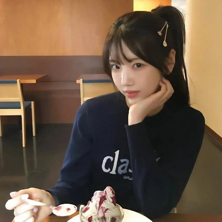 女伶们